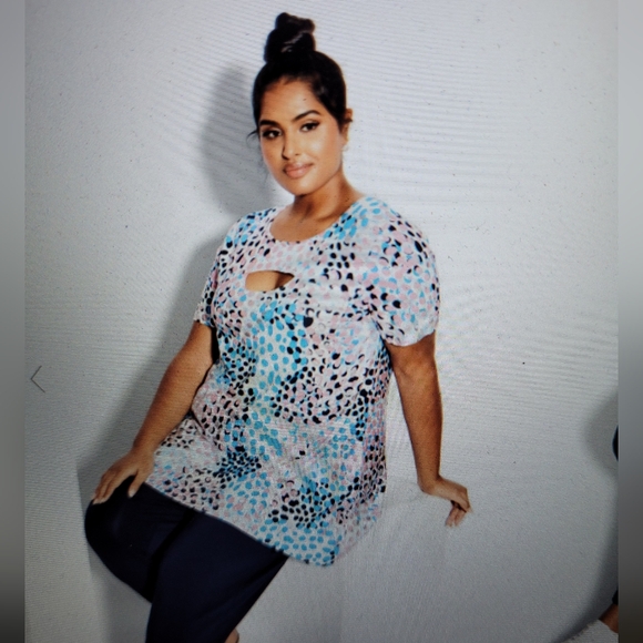 NWT, Size 14, Zim & Zoe by City Chic foil print top - Picture 5 of 6